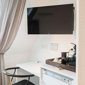 Budget Zimmer mit Kingsize-Bett